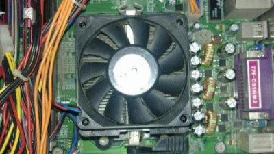 電腦主機特別燙怎么辦，電腦會不會燒了？