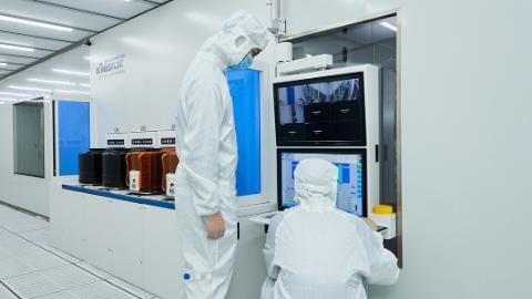 國產首臺！萬業企業：高能離子注入機通過客戶驗證 芯片制造關鍵一環