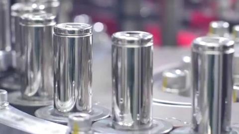 鋰電池電芯明年初將再提價(jià)：電動(dòng)車(chē)售價(jià)或上調(diào)